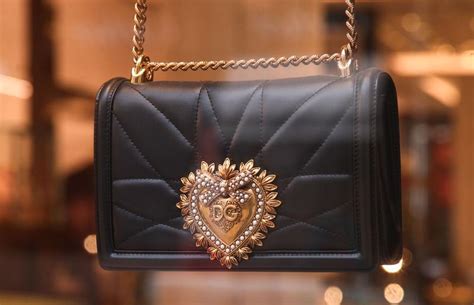 real and fake dolce and gabbana tag on the bags|is a dolce and gabbana purse real.